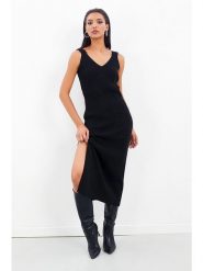 Milan Kiss Sukienka w kolorze czarnym rozmiar: S. Czarne sukienki damskie Milan Kiss, s, bez wzorów, z wełny, bez kołnierzyka, bez ramiączek, maxi. Za 104.99 zł.