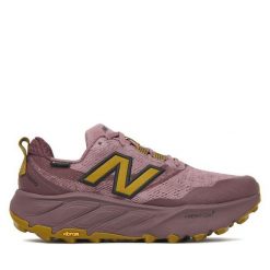 Buty do biegania New Balance. Czerwone obuwie do biegania damskie New Balance. Za 799.99 zł.