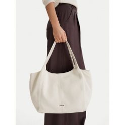 Torebka Lasocki. Torebki klasyczne damskie Lasocki, bez wzorów, bez dodatków. Za 199.99 zł.