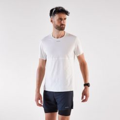 Koszulka do biegania męska Kiprun Run 900 Light. Białe t-shirty sportowe męskie KIPRUN, m, z materiału, bez ramiączek, do biegania. Za 129.99 zł.