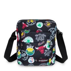 Torba Eastpak Arcade. Czarne torebki klasyczne damskie Eastpak, bez wzorów, z materiału, bez dodatków. Za 224.50 zł.