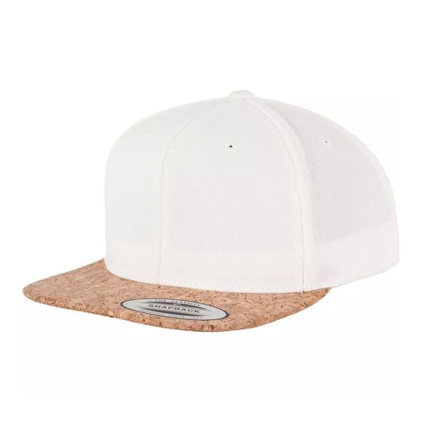 Czapka Z Daszkiem Cork Snapback Cap. Brązowe czapki z daszkiem damskie FLEXFIT, bez wzorów, z materiału. Za 109.99 zł.