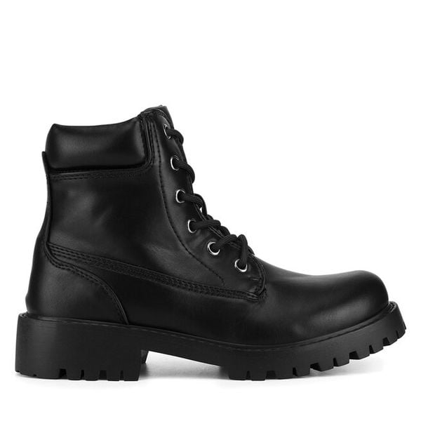 Trzewiki Clara Barson. Czarne botki damskie Clara Barson, bez obcasa, na płaskiej podeszwie, bez zapięcia. Za 99.99 zł.