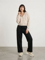 Dresowa rozpinana bluza z kapturem - beżowy. Brązowe bluzy z kapturem damskie Sinsay, l, z dresówki. Za 39.99 zł.