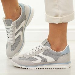 Szare sportowe półbuty damskie Potocki 11675. Szare półbuty damskie VINCEZA, w ażurowe wzory, z dresówki, eleganckie, bez obcasa, na płaskiej podeszwie. Za 149.00 zł.