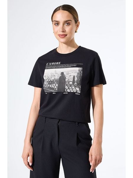 Garcia Koszulka w kolorze czarnym rozmiar: M. Czarne bluzki damskie Garcia, m, bez wzorów, z bawełny, bez kołnierzyka. Za 75.34 zł.