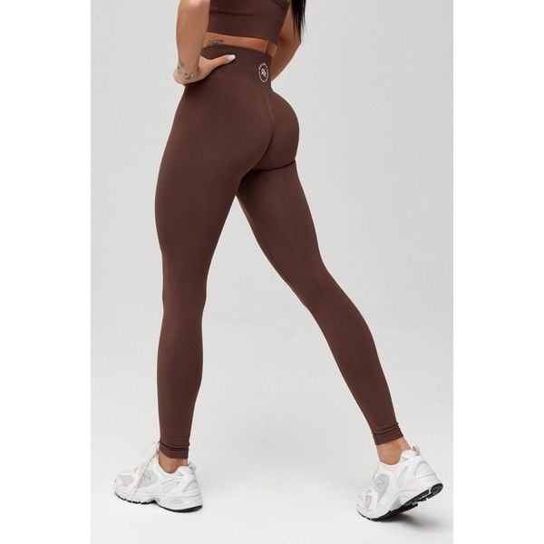 Damskie legginsy treningowe bezszwowe Rough Radical Seamless Classic. Brązowe legginsy damskie ROUGH RADICAL, bez wzorów. W wyprzedaży za 135.92 zł.