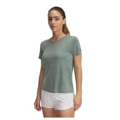 Koszulka Damska Sportowa Under Armour Launch Camo Shortsleeve. Zielone bluzki sportowe damskie Under Armour, bez kołnierzyka, bez ramiączek. Za 149.99 zł.