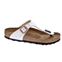 Japonki damskie Birkenstock 943871. Białe klapki damskie Birkenstock, bez wzorów, z materiału, bez obcasa. Za 668.00 zł.