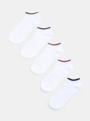 Krótkie skarpetki 5 pack - biały. Białe skarpetki męskie Sinsay, bez wzorów. Za 12.99 zł.