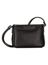 Tom Tailor Torebka "Leora" w kolorze czarnym - 21 x 14 x 7 cm rozmiar: onesize. Czarne torebki klasyczne damskie Tom Tailor, bez wzorów, z materiału, bez dodatków. Za 52.99 zł.