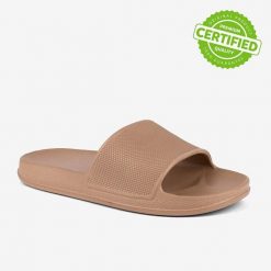 Klapki damskie Coqui 35/36 brązowe. Brązowe klapki damskie Erima, bez wzorów, z bawełny, bez obcasa. Za 131.99 zł.