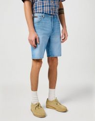 MESKIE SPODENKI WRANGLER TEXAS SHORTS SLATE SHADE 112362508. Szorty męskie Wrangler, bez kołnierzyka. Za 169.99 zł.