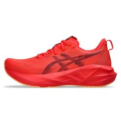 Buty do biegania męskie ASICS Novablast 5. Brązowe obuwie do biegania damskie Asics. Za 579.99 zł.