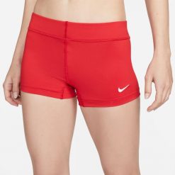 Szorty damskie Nike Performance. Czerwone szorty damskie Nike, bez wzorów, sportowe. Za 258.00 zł.