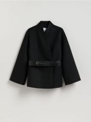 Kurtka z dodatkiem wełny - czarny. Czarne kurtki damskie Reserved, l, bez wzorów, z tkaniny, bez kaptura. Za 329.99 zł.