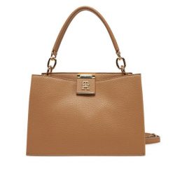 Torebka Tommy Hilfiger. Brązowe torebki klasyczne damskie Tommy Hilfiger, bez wzorów, bez dodatków. Za 339.99 zł.