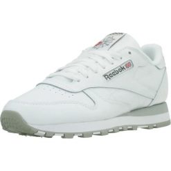 Buty sportowe do chodzenia Reebok CLASSIC LEATHER. Białe buty sportowe na co dzień męskie Reebok, z materiału, bez zapięcia, trekkingowe, reebok classic. Za 395.99 zł.