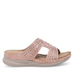 Klapki Clara Barson. Czerwone klapki damskie Clara Barson, bez wzorów, bez obcasa. Za 53.99 zł.