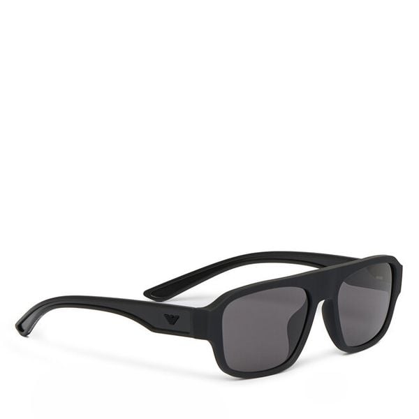 Okulary przeciwsłoneczne Emporio Armani. Czarne okulary przeciwsłoneczne męskie Emporio Armani. Za 479.99 zł.