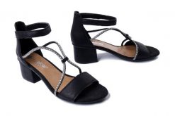 RIEKER 64654-00 black, sandały damskie. Czarne sandały damskie Rieker, bez wzorów, bez obcasa, na obcasie. Za 223.93 zł.