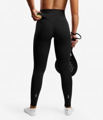 Legginsy sportowe damskie eleganckie. Czarne legginsy damskie NORDICDOTS, bez wzorów, z materiału. Za 365.00 zł.