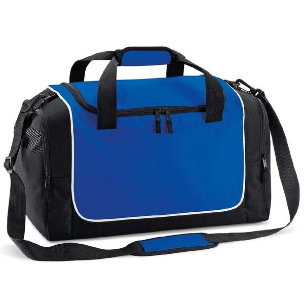 Torba sportowa Quadra Teamwear Locker. Czarne torby męskie na ramię QUADRA, bez wzorów, z gumy, na ramię. Za 162.50 zł.