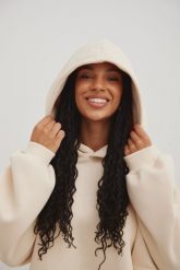 Bluza z kapturem i HAFTEM w kolorze BISQUIT- BAFFIN. Brązowe bluzy z kapturem damskie Marsala, m, z bawełny. Za 309.90 zł.