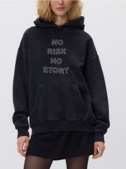 Bluza z napisami - czarny. Czarne bluzy bez kaptura damskie Reserved, l, z bawełny. Za 159.99 zł.