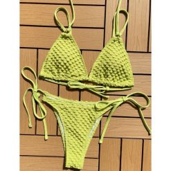 Bikini plażowe z regulowanymi ramiączkami Swaroop. Białe bikini damskie Intica, bez wzorów. Za 129.00 zł.
