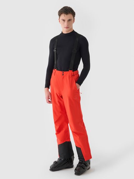 4F Spodnie narciarskie z szelkami membrana 5000 męskie - czerwone XXL. Czerwone spodnie materiałowe męskie 4f, bez wzorów, z dzianiny, sportowe. W wyprzedaży za 149.99 zł.