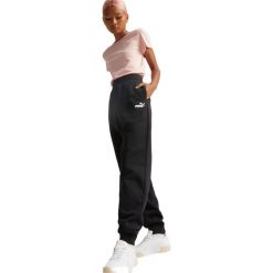 Spodnie damskie Pum ESS+ Embroidery High-Waist Pants FL. Czarne spodnie dresowe damskie Puma, xl, na fitness i siłownię. Za 179.00 zł.