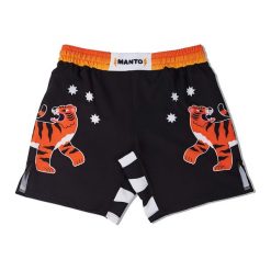 Spodenki treningowe MANTO Tiger's Tail. Czarne szorty męskie Manto, bez kołnierzyka. Za 179.99 zł.