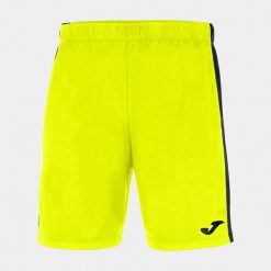 Spodenki do piłki nożnej dla chłopców Joma Maxi. Czarne szorty męskie Joma, z materiału, bez kołnierzyka. Za 55.65 zł.