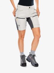 Spodenki damskie Didriksons Tucana Shorts. Brązowe szorty damskie Didriksons, bez wzorów, ze skóry. Za 388.25 zł.