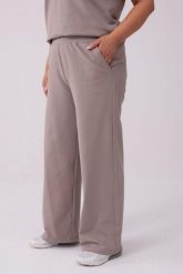 Długie spodnie Nadia w kolorze fango PLUS SIZE XXL. Spodnie materiałowe damskie Moda Size Plus Iwanek, bez wzorów, z bawełny, plus size. Za 189.90 zł.