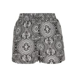 Szorty damskie Urban Classic resort. Białe szorty damskie Urban Classics, bez wzorów, z wiskozy, eleganckie. Za 160.50 zł.