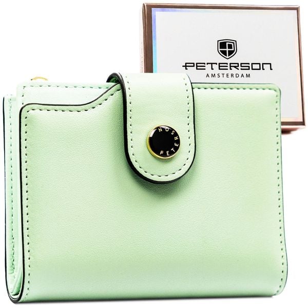 Zielony portfel damski ze skóry ekologicznej zamykany na suwak i zatrzask PTN 012-JK6 Peterson. Zielone portfele damskie Peterson, bez wzorów, ze skóry ekologicznej. Za 76.99 zł.