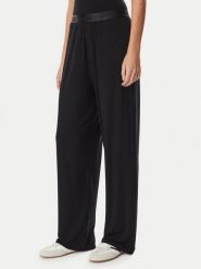 Guess Spodnie dresowe O6BB06 K5060 Czarny Regular Fit. Czarne spodnie dresowe damskie Guess, m, z aplikacjami, z dresówki. Za 234.99 zł.