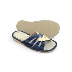Kapcie damskie R.36 wygodne antypoślizgowe oddychające wsuwane klapki KD-05-DB-36. Niebieskie klapki damskie bez wzorów, ze skóry, bez obcasa. Za 27.06 zł.