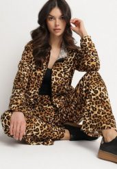 Jasnobrązowy Komplet Dresowy w Panterkę Bluza i Szerokie Spodnie Edilessa. Brązowe bluzy z kapturem damskie Born2be, m, z dresówki. Za 84.99 zł.