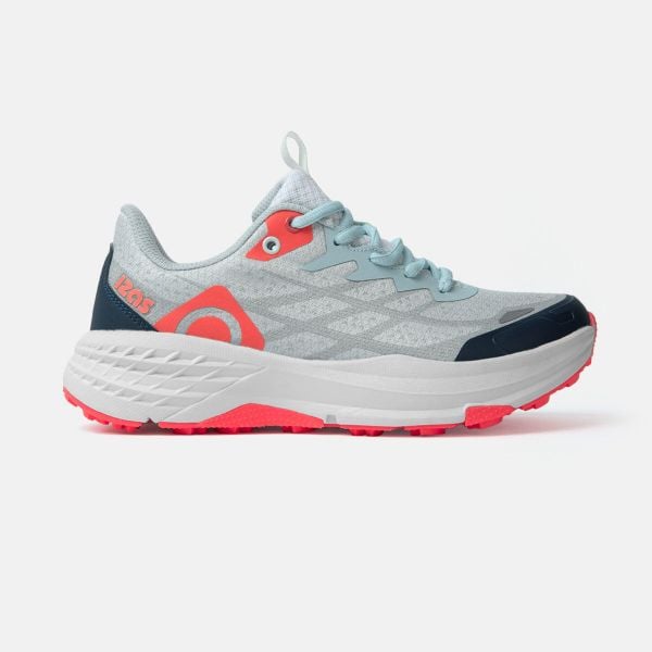 Buty do biegania w terenie Eagle W – wygoda i przyczepność na trudnym terenie. Niebieskie obuwie do biegania damskie IZAS. Za 269.52 zł.