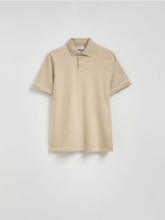 Koszulka polo regular - beżowy. Brązowe koszulki polo męskie Reserved, l, bez wzorów, z bawełny, bez ramiączek. Za 69.99 zł.