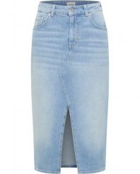 Damska spódnica Maxi Mustang Style Eureka Denim Skirt Denim Blue 1016566 5000 201. Niebieskie spódniczki damskie Mustang, bez wzorów, z denimu, maxi. Za 169.99 zł.