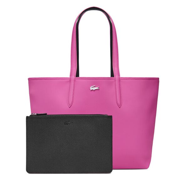Torebka Lacoste. Czarne torebki klasyczne damskie Lacoste, bez wzorów, bez dodatków. Za 599.99 zł.
