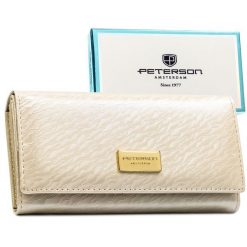 Portfel damski w kolorze ecru zamykany na zatrzask, mieszczący dowód rejestracyjny - Peterson. Portfele damskie Peterson, bez wzorów, ze skóry ekologicznej. Za 79.99 zł.