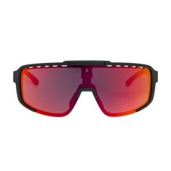 Okulary przeciwsłoneczne Agu Bold 2.0. Czarne okulary przeciwsłoneczne damskie Agu. Za 552.50 zł.