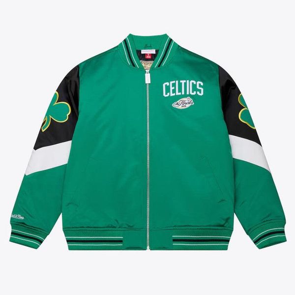 Kurtka Mitchell & Ness NBA Throw It Jkt Vntg Celtic. Kurtki męskie Mitchell & Ness, bez wzorów, bez kaptura. Za 697.95 zł.