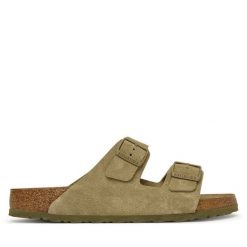 Klapki Birkenstock. Brązowe klapki i japonki męskie Birkenstock. Za 549.99 zł.