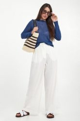 Sweter damski lniany Atzeco WEEKEND MAX MARA. Swetry klasyczne damskie Weekend Max Mara, m, ze lnu, bez kołnierzyka. Za 999.00 zł.